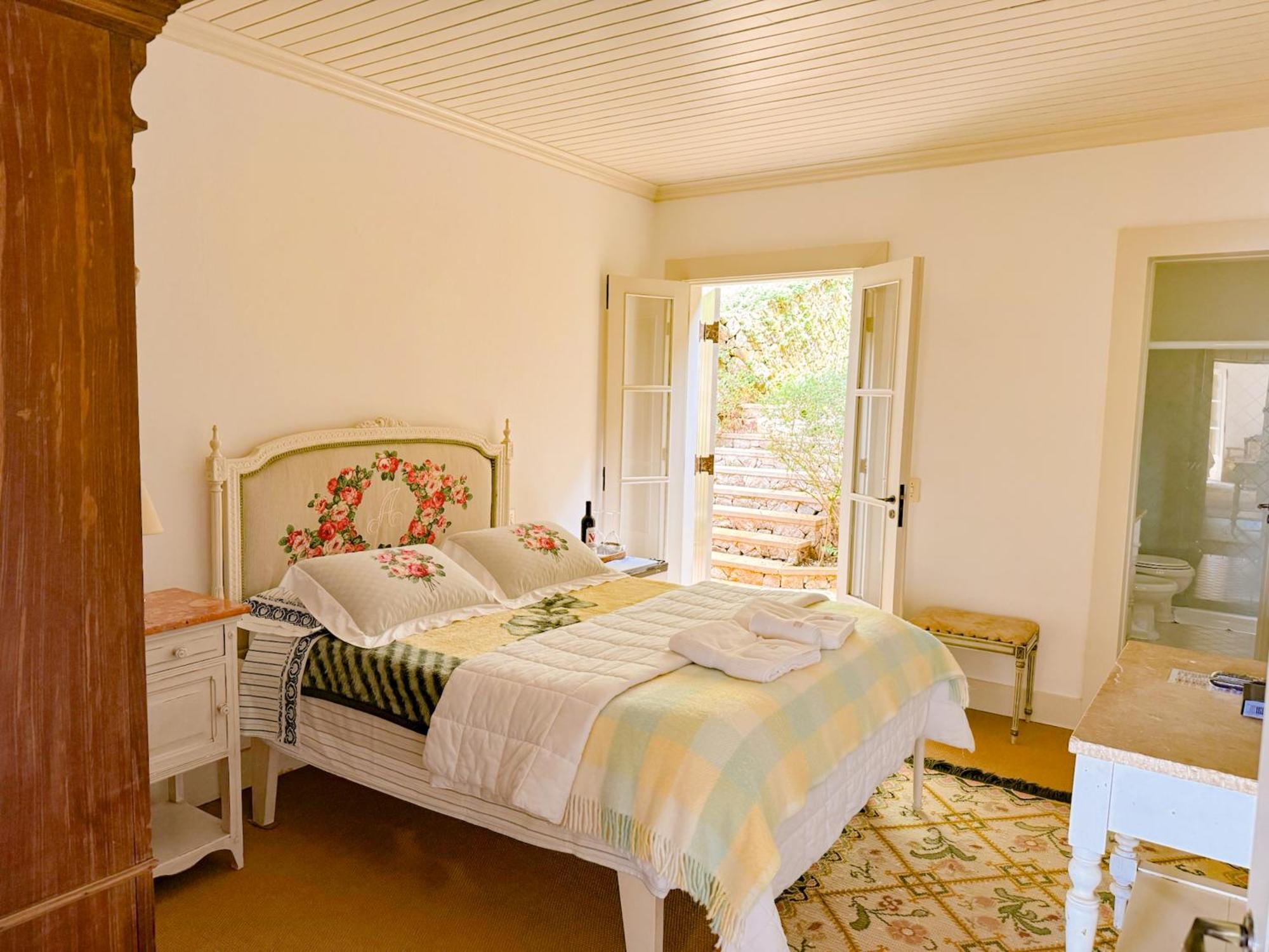 Villa Coracao Guesthouse By Concavus Monte Verde  Luaran gambar